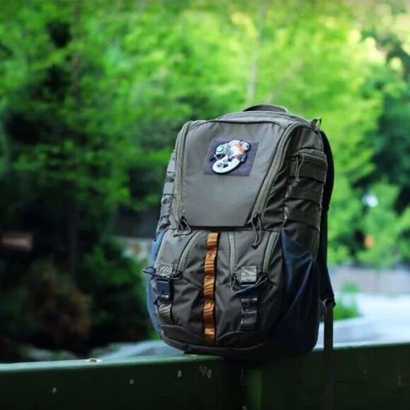 Pre-owned Mystery Ranch Rip Ruck 32L Backpack - Picture 8 of 9